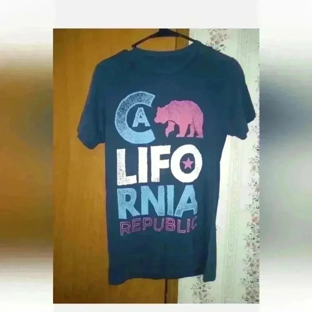 Women's Astronomy Blue Short Sleeve T-Shirt Size Small California Republic